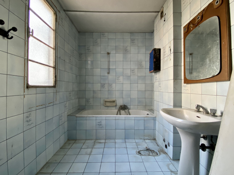 In zona Mercato Nuovo, a pochi minuti dal centro storico di Vicenza e in un contesto servito da n...