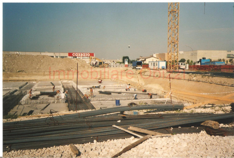 PADOVA - VIA NONA STRADA TERRENO EDIFICABILE PER CAPANNONE

Terreno edificabile di 5000 mq con po...