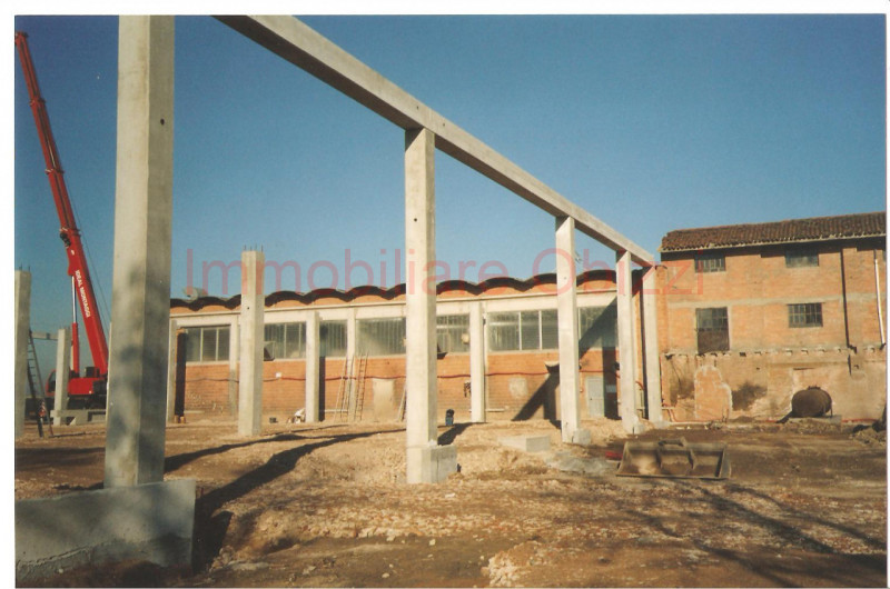 PADOVA - VIA NONA STRADA TERRENO EDIFICABILE PER CAPANNONE

Terreno edificabile di 5000 mq con po...