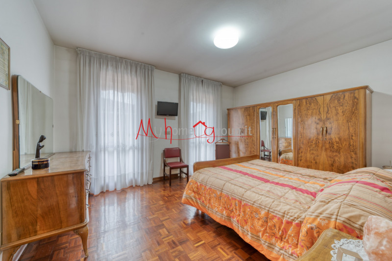 RUBANO: Casa singola sviluppata su più livelli dalle ampie dimensioni, si compone di ingresso, so...