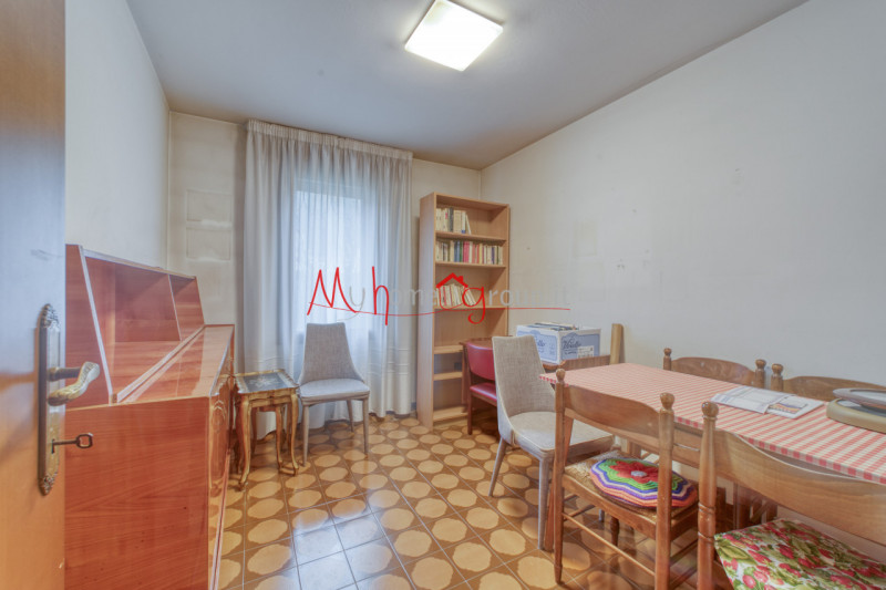 RUBANO: Casa singola sviluppata su più livelli dalle ampie dimensioni, si compone di ingresso, so...