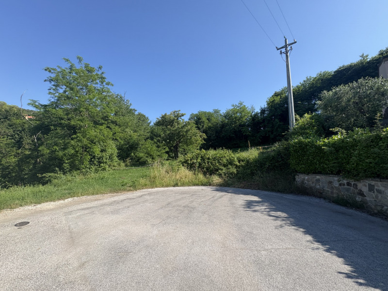 Posizione esclusiva
Terreno edificabile di ca. 1.700 m² in una piccola lottizzazione a circa 100 ...