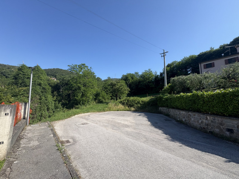 Posizione esclusiva
Terreno edificabile di ca. 1.700 m² in una piccola lottizzazione a circa 100 ...