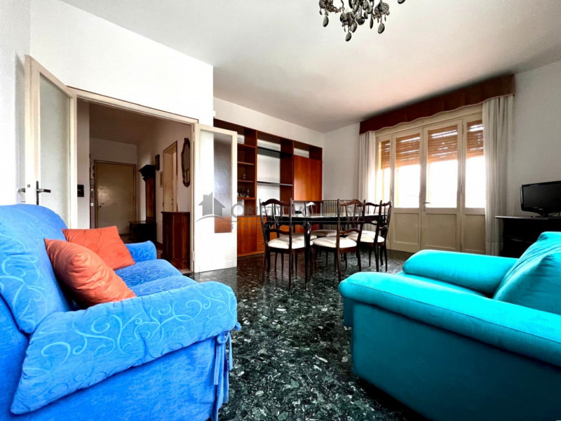 Rif. PDO255 - Proponiamo in vendita una rara porzione di bifamiliare, sviluppata interamente su u...