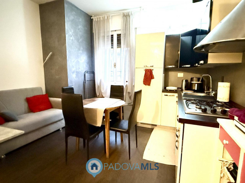Immobile in esclusiva al Gruppo Padova MLS
Scopri questo grazioso MONOLOCALE AFFITTATO in zona SS...