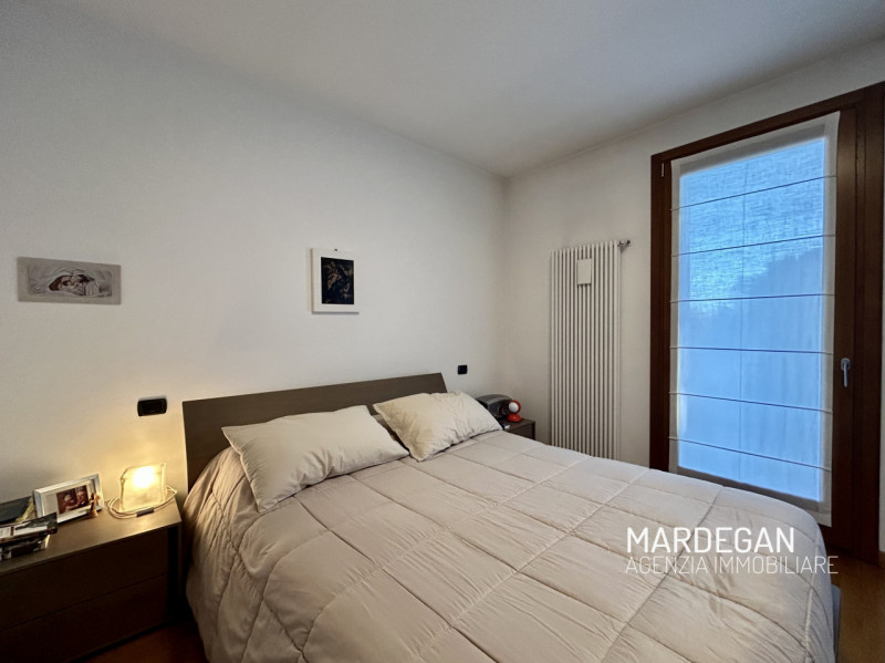 Quando vieni a scoprirla?

Proponiamo in esclusiva questa villetta a schiera, porzione centrale e...