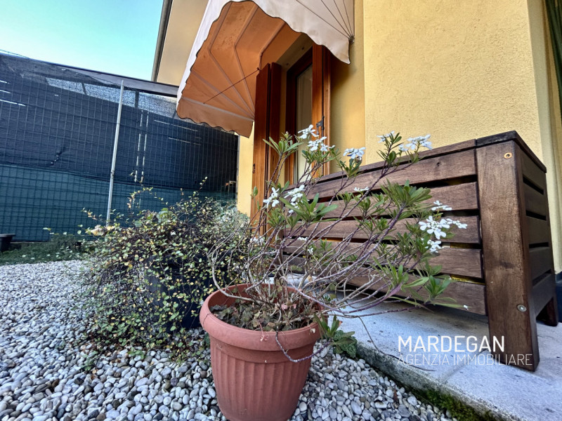 Quando vieni a scoprirla?

Proponiamo in esclusiva questa villetta a schiera, porzione centrale e...