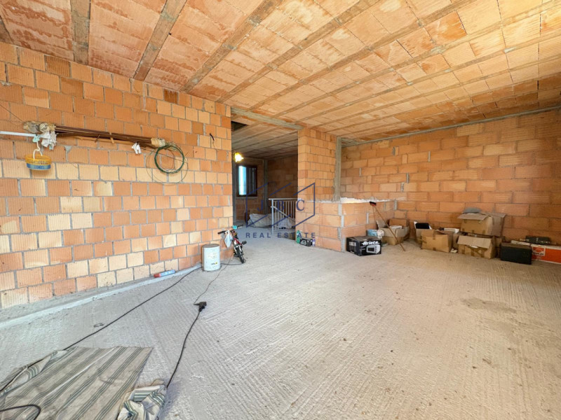 Salgareda - (TV)
In zona centrale a Salgareda proponiamo una casa bifamiliare composta da due uni...