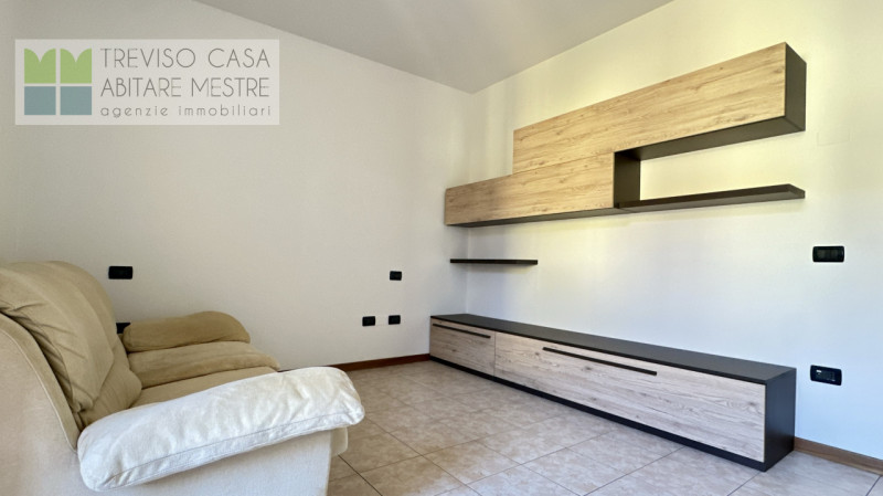 DISPONIBILITA' 1/1/2026
Proponiamo in locazione appartamento a 2 camere da letto, al piano primo ...