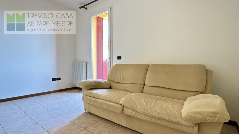 DISPONIBILITA' 1/1/2026
Proponiamo in locazione appartamento a 2 camere da letto, al piano primo ...