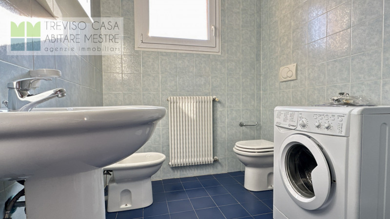 DISPONIBILITA' 1/1/2026
Proponiamo in locazione appartamento a 2 camere da letto, al piano primo ...