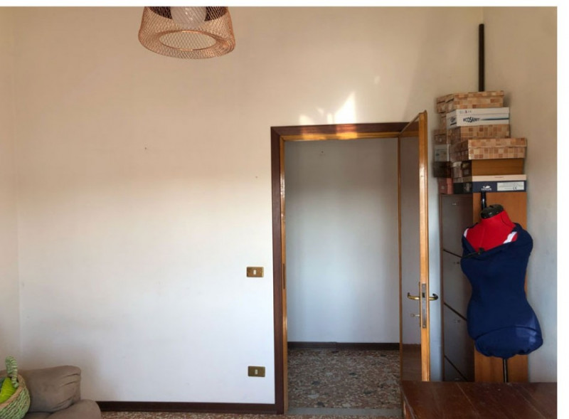 A.A. 68-25

Vendesi all'asta appartamento in data 15 gennaio 2026

Appartamento al secondo piano ...