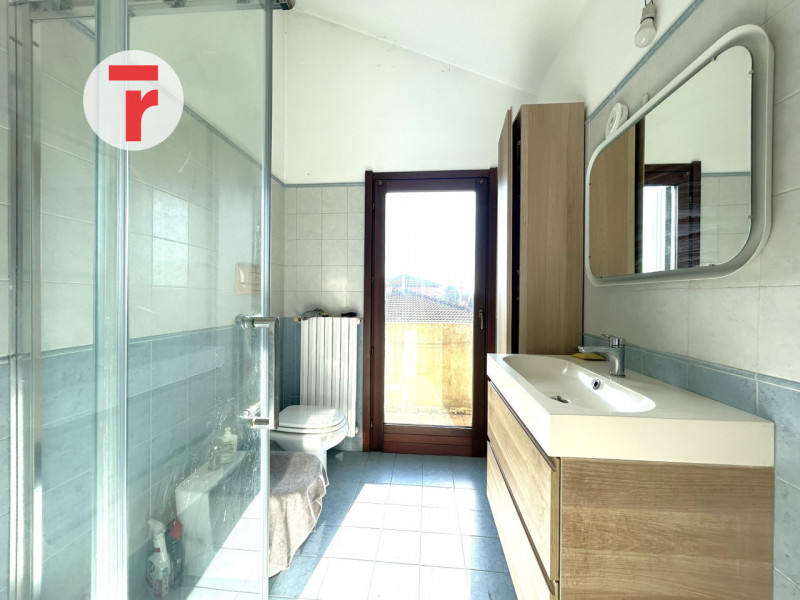 Vigodarzere, a 2 minuti dal centro del paese, in contesto tranquillo e su una strada poco traffic...