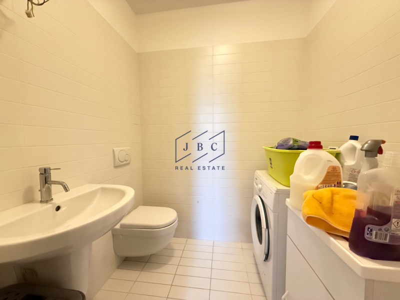 ORMELLE - (TV)
Nel centro di Ormelle, proponiamo in esclusiva appartamento a d'uso a residenziale...