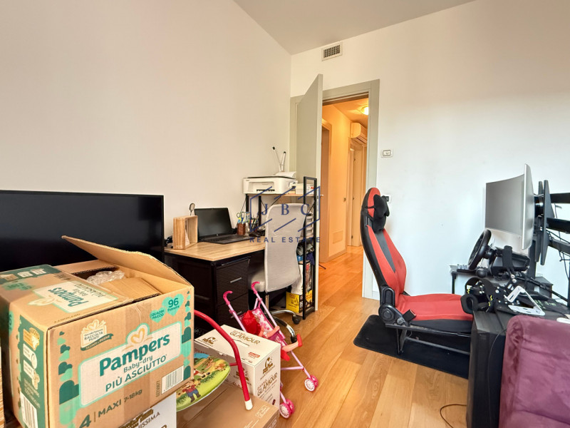 ORMELLE - (TV)
Nel centro di Ormelle, proponiamo in esclusiva appartamento a d'uso a residenziale...