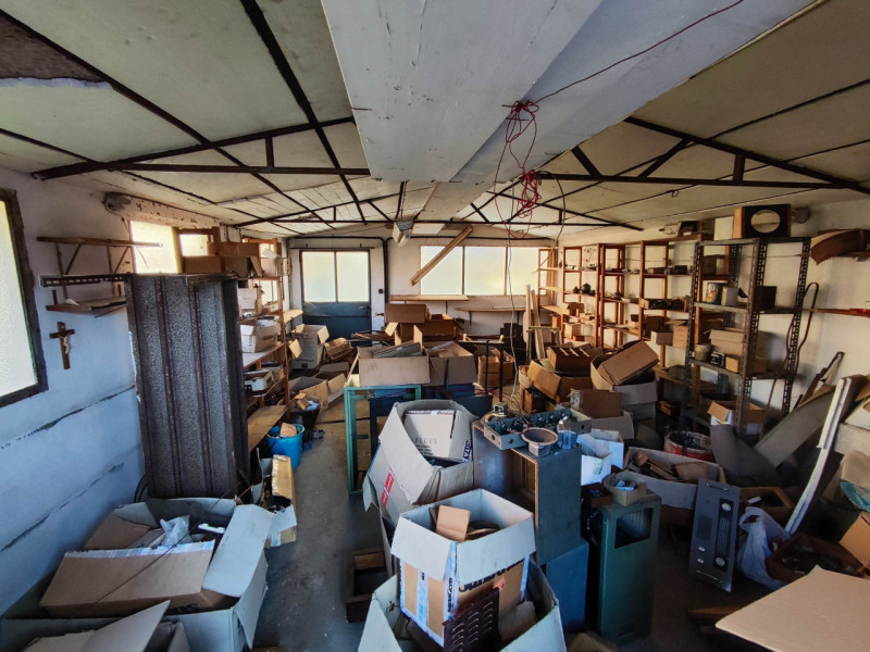 Nel cuore della zona Guizza, uno dei quartieri più serviti e strategici di Padova, proponiamo in ...