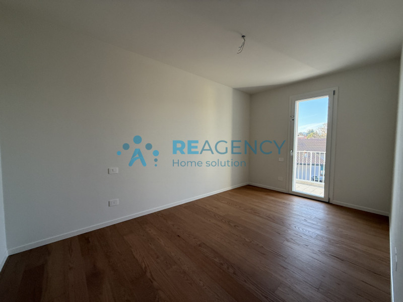 CREAZZO

Stai cercando un TRICAMERE di nuova costruzione in affitto, disponibile da subito?
Prezz...