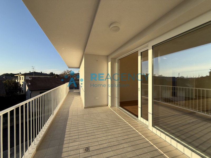 CREAZZO

Stai cercando un TRICAMERE di nuova costruzione in affitto, disponibile da subito?
Prezz...