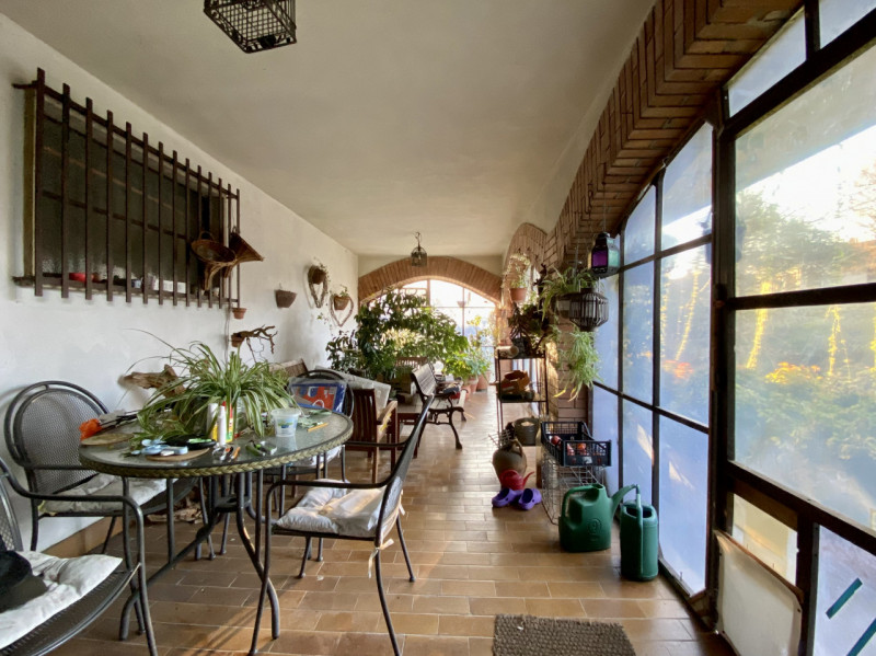 A Costabissara, in uno dei contesti residenziali più richiesti per tranquillità, ordine e qualità...