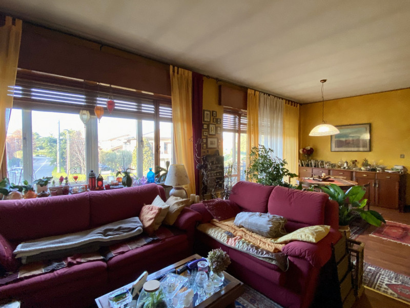 A Costabissara, in uno dei contesti residenziali più richiesti per tranquillità, ordine e qualità...