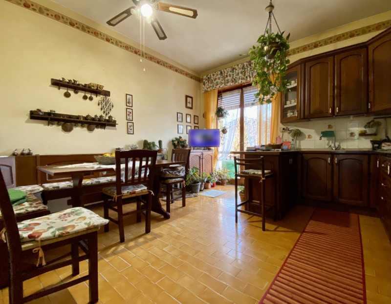 A Costabissara, in uno dei contesti residenziali più richiesti per tranquillità, ordine e qualità...