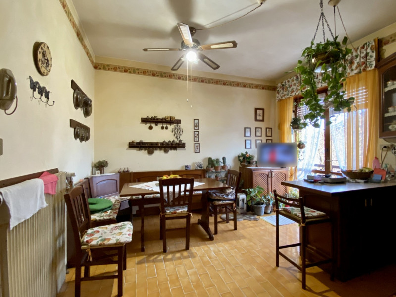 A Costabissara, in uno dei contesti residenziali più richiesti per tranquillità, ordine e qualità...