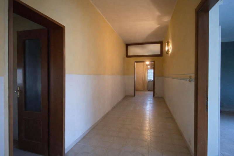 A Costabissara, in uno dei contesti residenziali più richiesti per tranquillità, ordine e qualità...