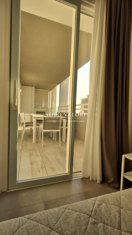 Scopri il tuo nuovo rifugio nel cuore di Jesolo, precisamente nella rinomata zona di Piazza Marco...