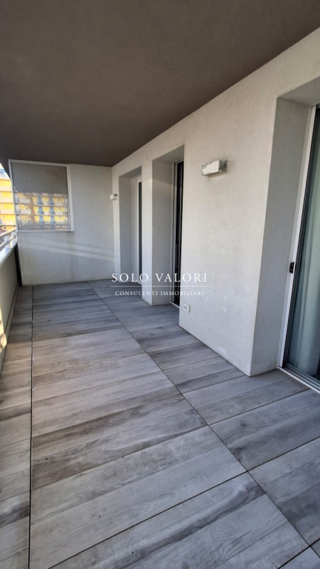 Scopri il tuo nuovo rifugio nel cuore di Jesolo, precisamente nella rinomata zona di Piazza Marco...