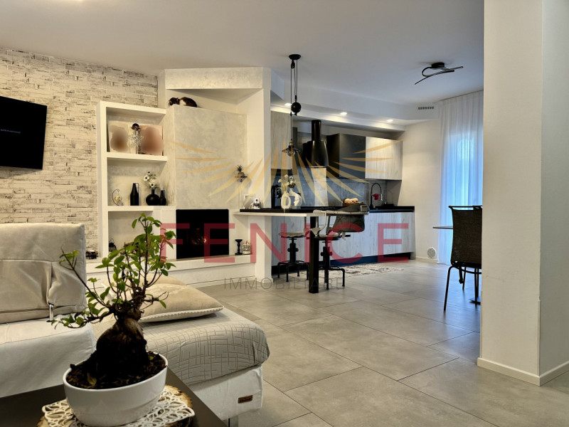 Immaginate di tornare a casa e sentirvi subito nel posto giusto.
Nel cuore di Susegana, una delle...