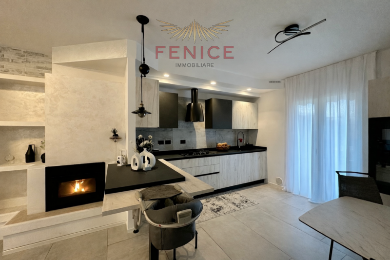 -SOLUZIONE CHIAVI IN MANO
-COMPLETAMENTE RISTRUTTURATA
-OTTIME RIFINITURE
-SENZA SPESE CONDOMINIA...