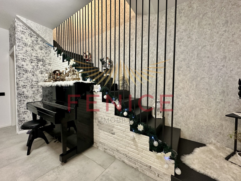 Immaginate di tornare a casa e sentirvi subito nel posto giusto.
Nel cuore di Susegana, una delle...