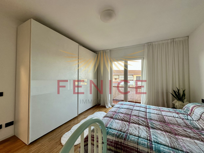 Immaginate di tornare a casa e sentirvi subito nel posto giusto.
Nel cuore di Susegana, una delle...