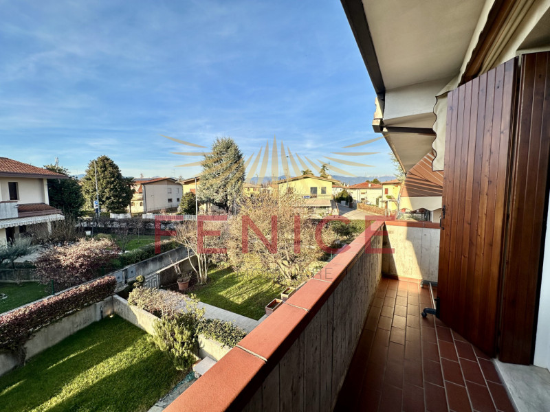 Immaginate di tornare a casa e sentirvi subito nel posto giusto.
Nel cuore di Susegana, una delle...