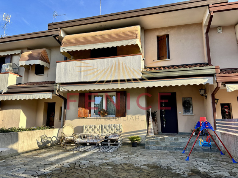 Immaginate di tornare a casa e sentirvi subito nel posto giusto.
Nel cuore di Susegana, una delle...