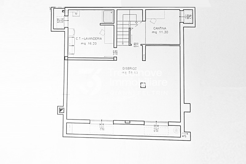 (Per INFO Feltrin ing. Gianni 3288349492) In posizione centralissima e comoda a tutti i servizi, ...