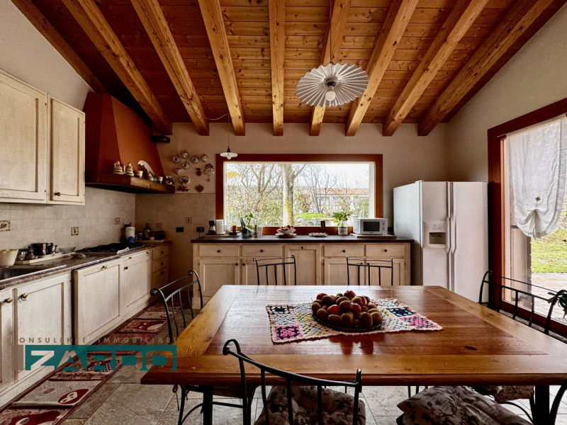 Rif. C-234 NE (per info 350 5383983 | Giacomo)

Proponiamo in vendita esclusiva e signorile resid...