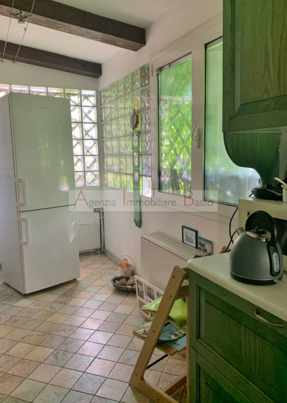 PADOVA, ZONA PIO X: Agenzia Immobiliare Basso propone in vendita un appartamento di grandi dimens...