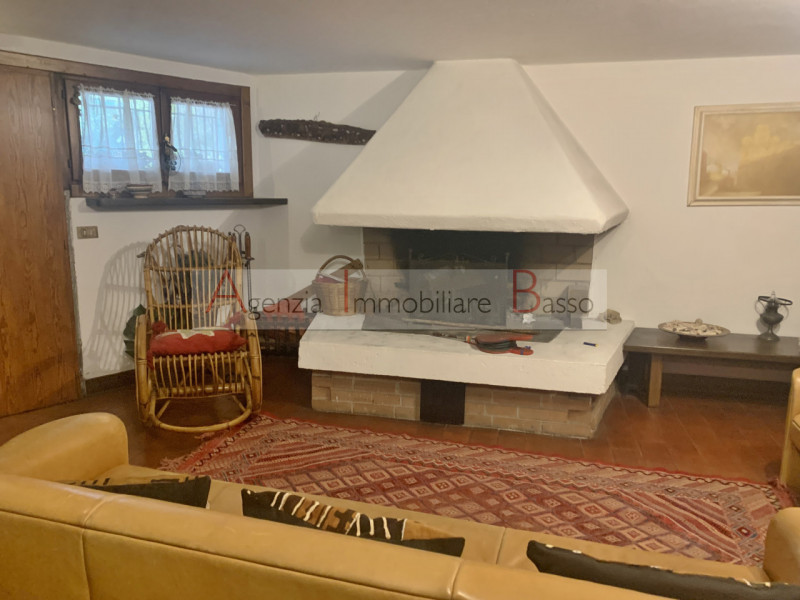 PADOVA, ZONA PIO X: Agenzia Immobiliare Basso propone in vendita un appartamento di grandi dimens...