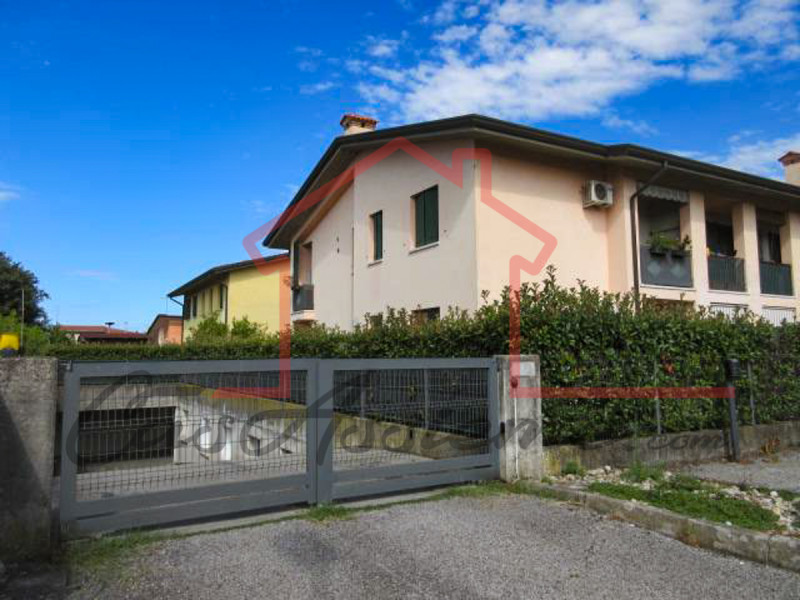 Rif. PE7725
La nostra Agenzia ha selezionato per Voi l'occasione del mese all'asta.

Proponiamo a...