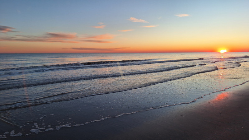 ZONA PIAZZA FONTANA: Sta arrivando Natale, ma non riesci a smettere di pensare al sole, al mare e...