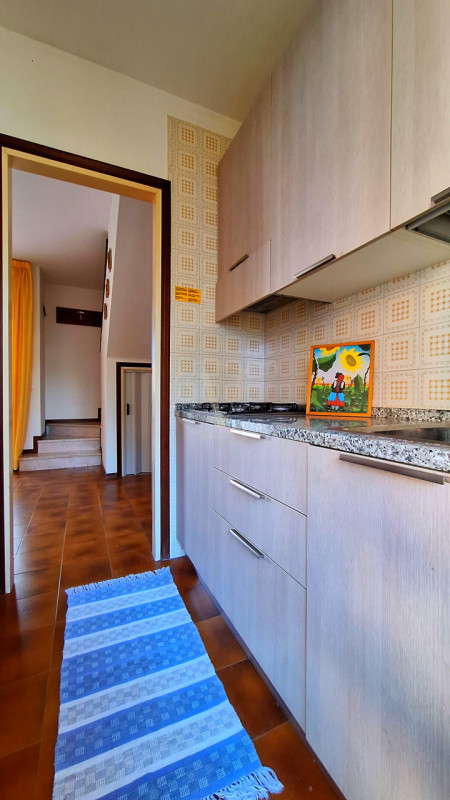 ZONA PIAZZA FONTANA: Sta arrivando Natale, ma non riesci a smettere di pensare al sole, al mare e...