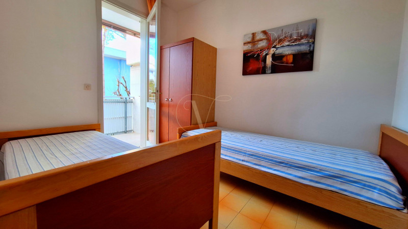 ZONA PIAZZA FONTANA: Sta arrivando Natale, ma non riesci a smettere di pensare al sole, al mare e...