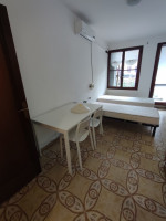 Nel cuore del quartiere Savonarola, una delle zone più ricercate di Padova, proponiamo un monoloc...