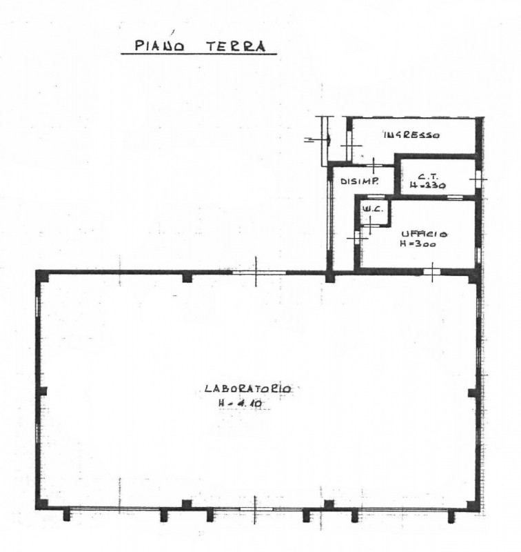 A Borgo Veneto, località Santa Margherita D'Adige, proponiamo in vendita capannone ad uso artigia...