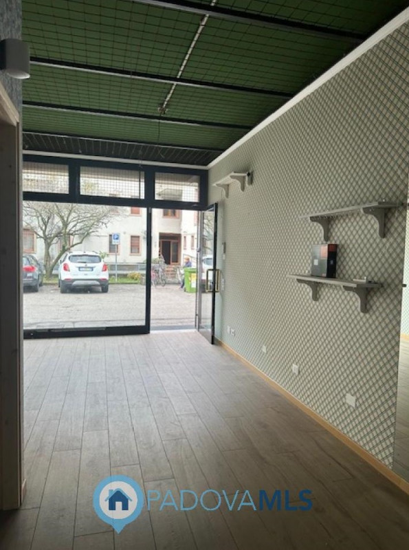 Immobile in esclusiva al Gruppo Padova MLS
In una posizione strategica, nel centro pulsante di Me...