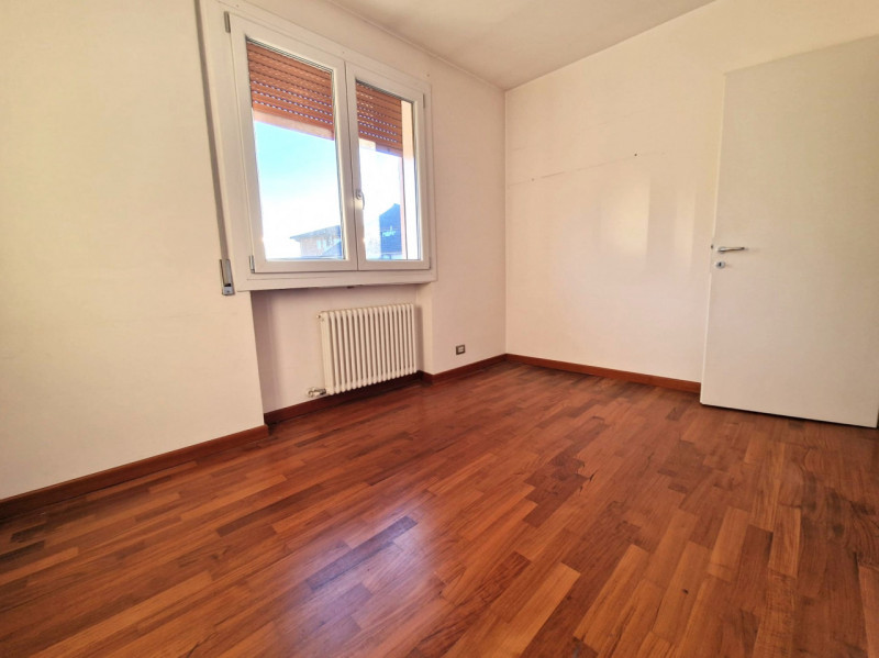 UBICAZIONE E CONTESTO

In una delle zone più ricercate e apprezzate di Vicenza, precisamente nel ...