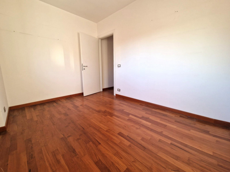 UBICAZIONE E CONTESTO

In una delle zone più ricercate e apprezzate di Vicenza, precisamente nel ...