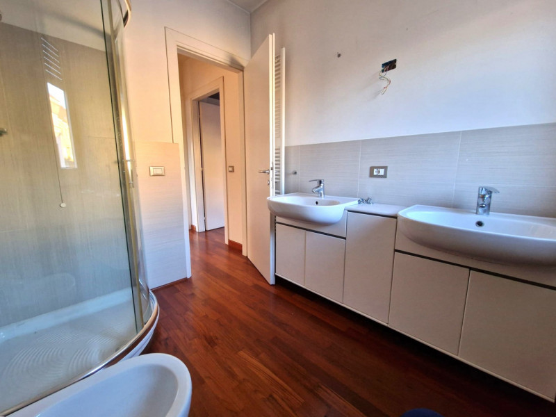 UBICAZIONE E CONTESTO

In una delle zone più ricercate e apprezzate di Vicenza, precisamente nel ...