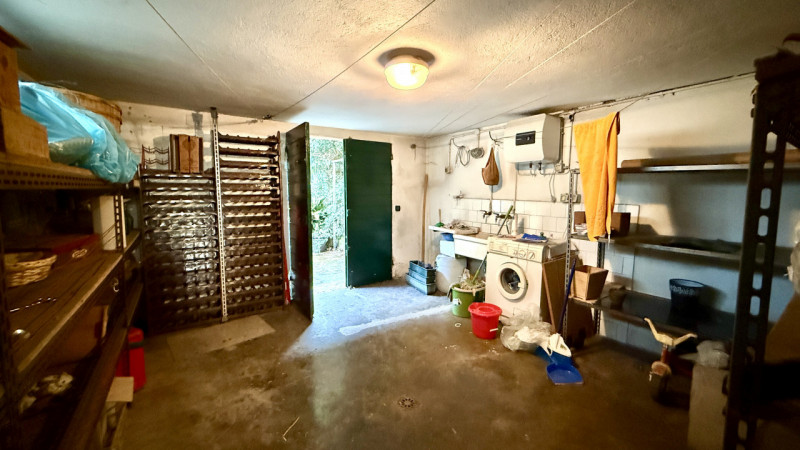 Porzione di BIFAMILARE IN ORIZZONTALE con ingresso e giardino di proprietà, all'interno del quart...